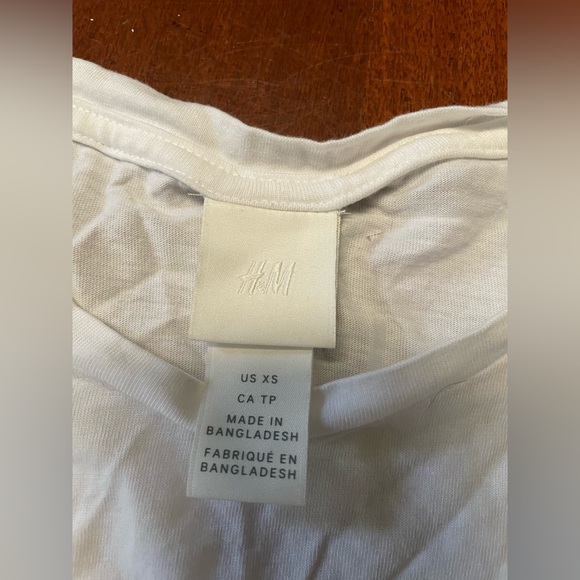 H&M XS white t-shirt - Picture 2 of 3